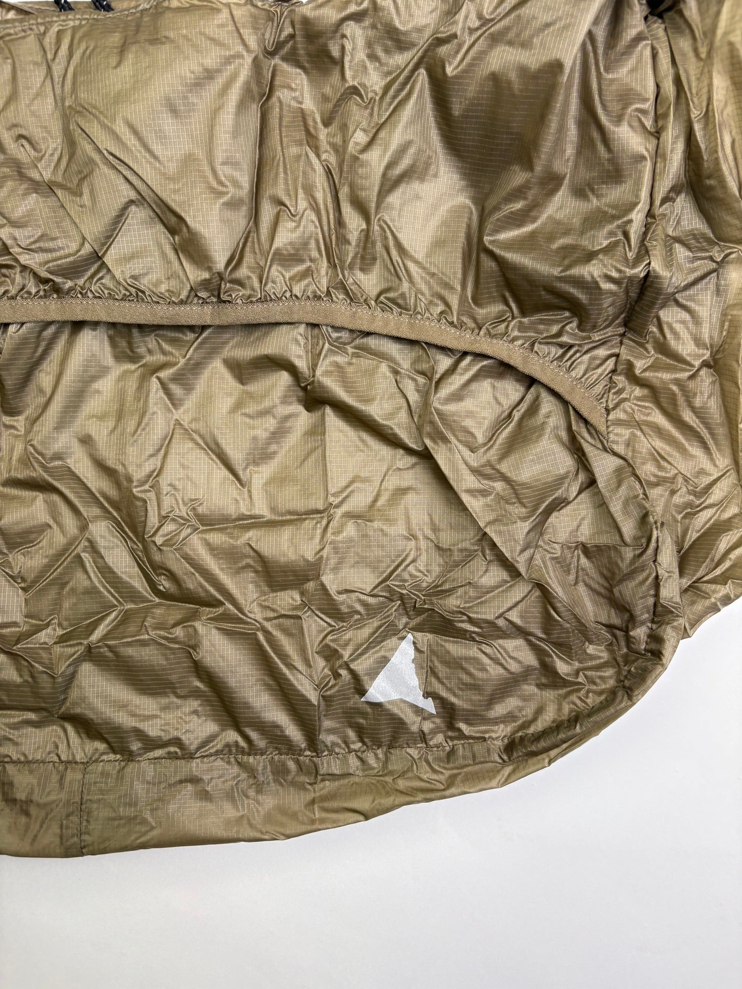 Roa Sling Bag