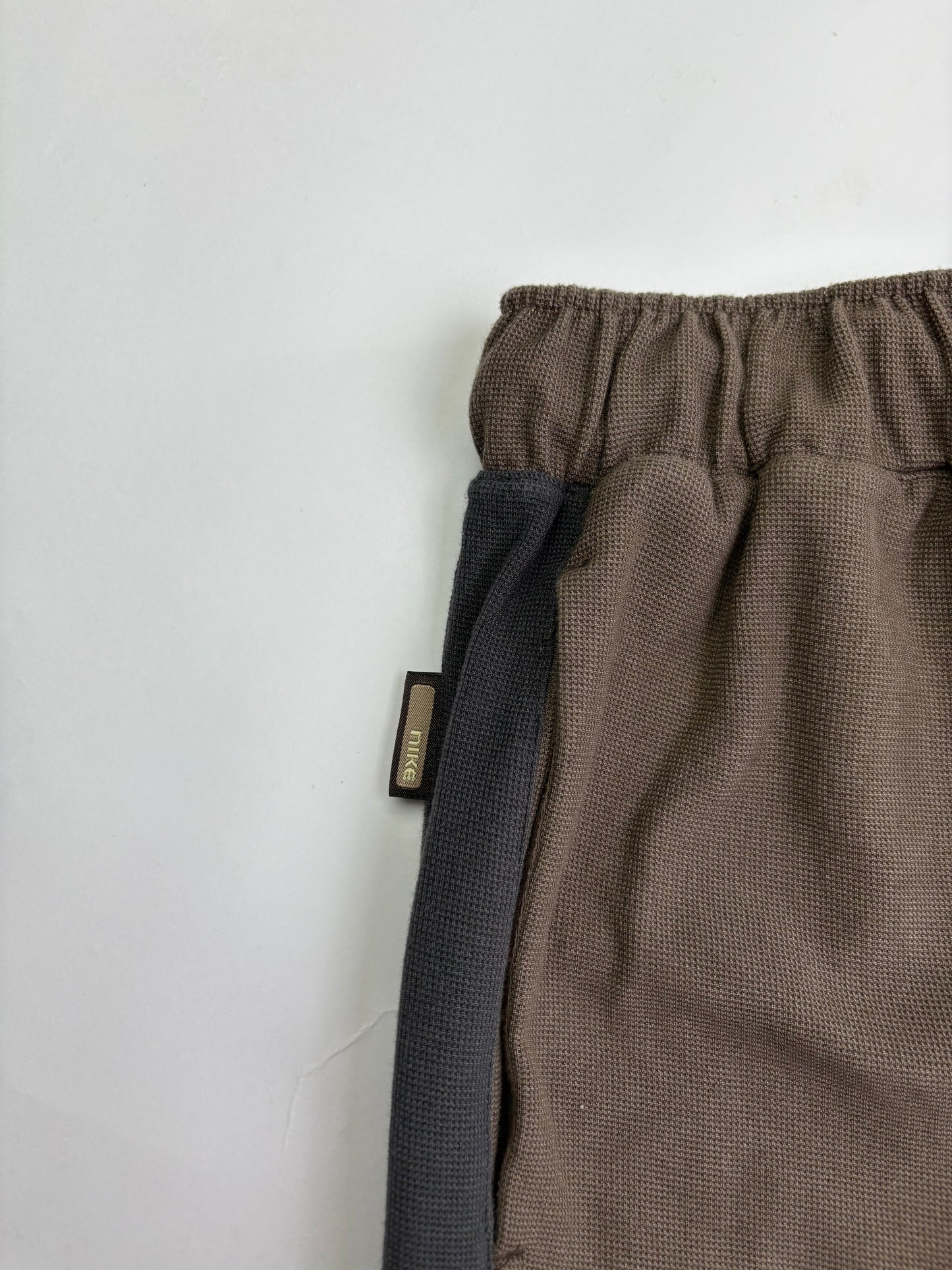 Vintage Nike Cargo Shorts (XL)