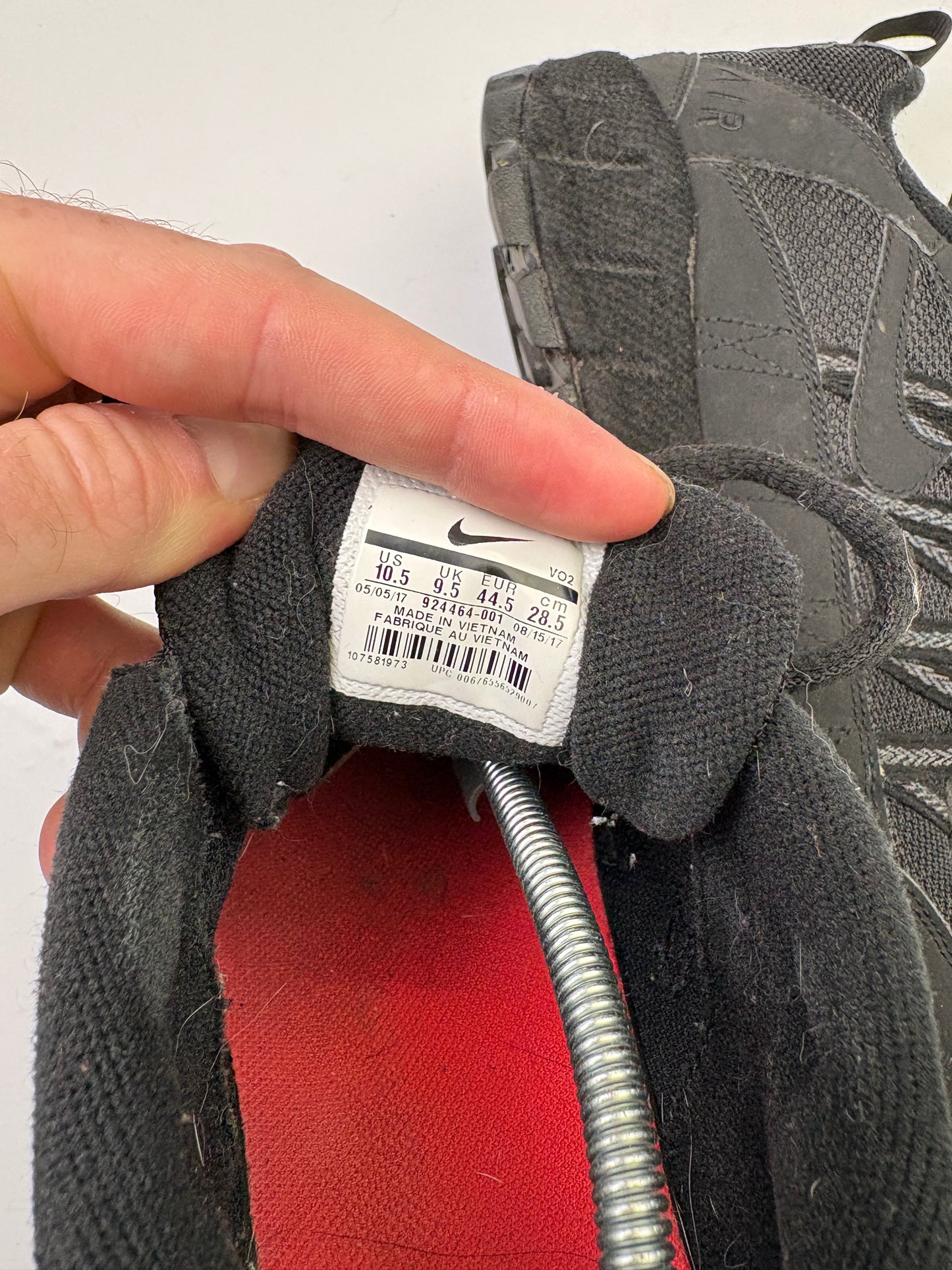 Nike x Supreme Humara (9.5)