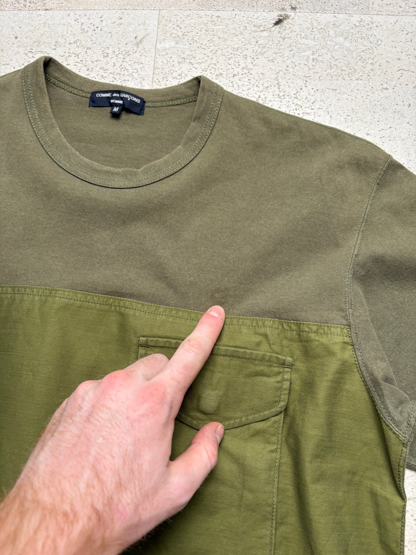 Comme Des Garçons T-Shirt (M)
