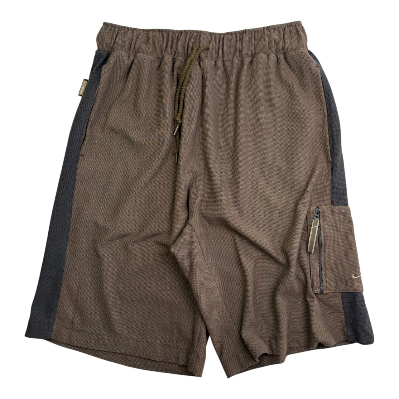 Vintage Nike Cargo Shorts (XL)