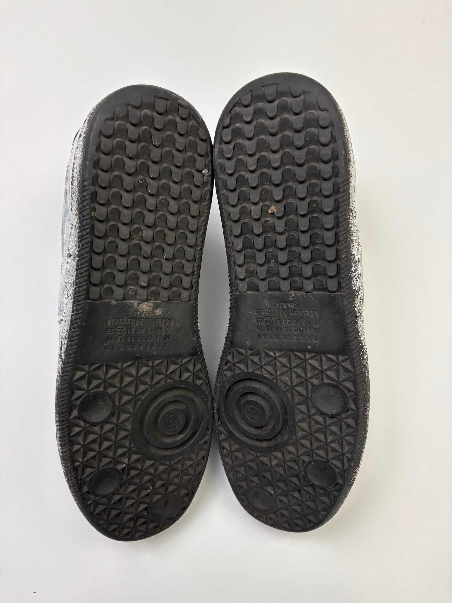 Maison Margiela G.A.T (7.5)