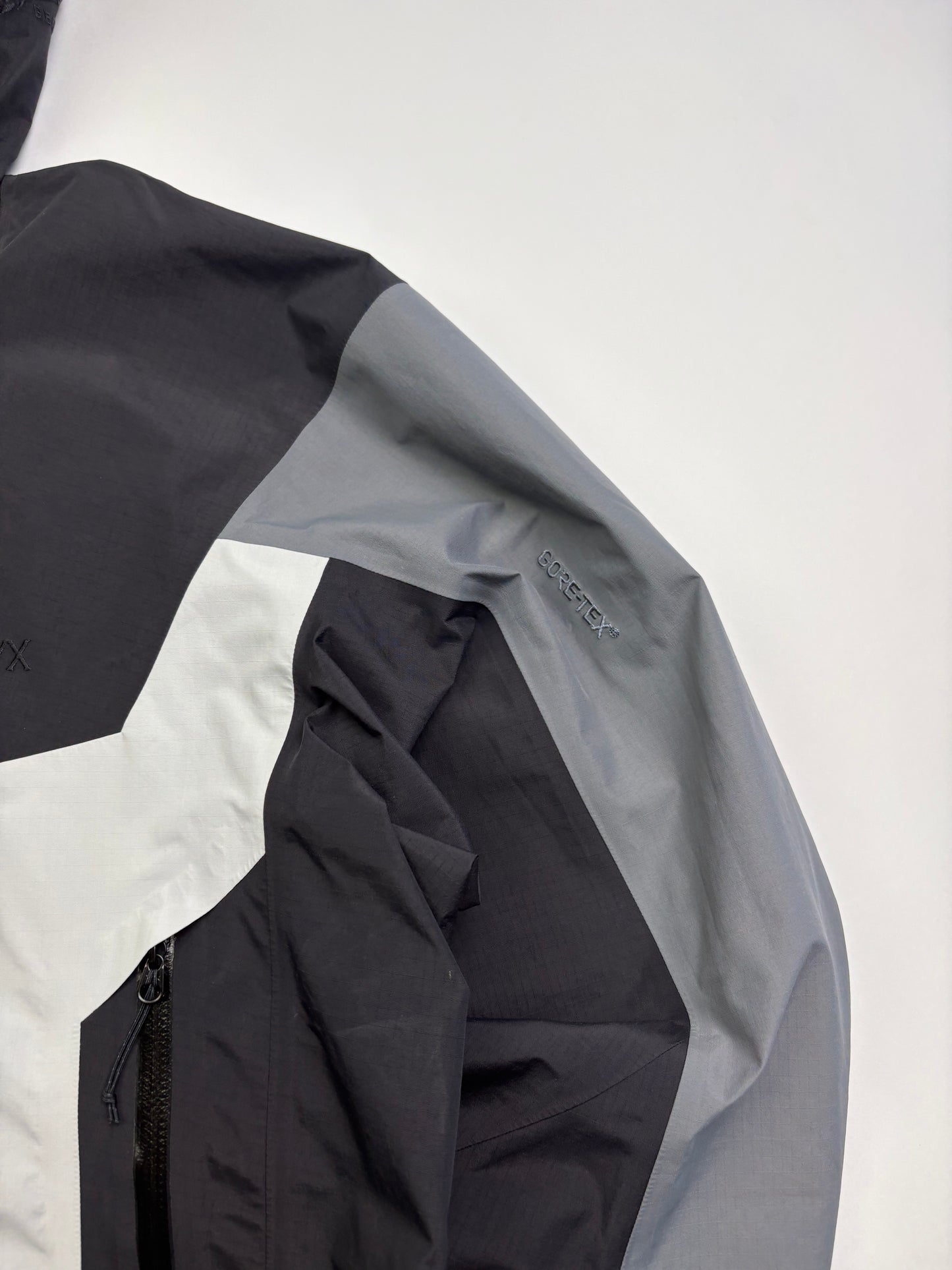 Arc’teryx x Beams Beta SL (S)