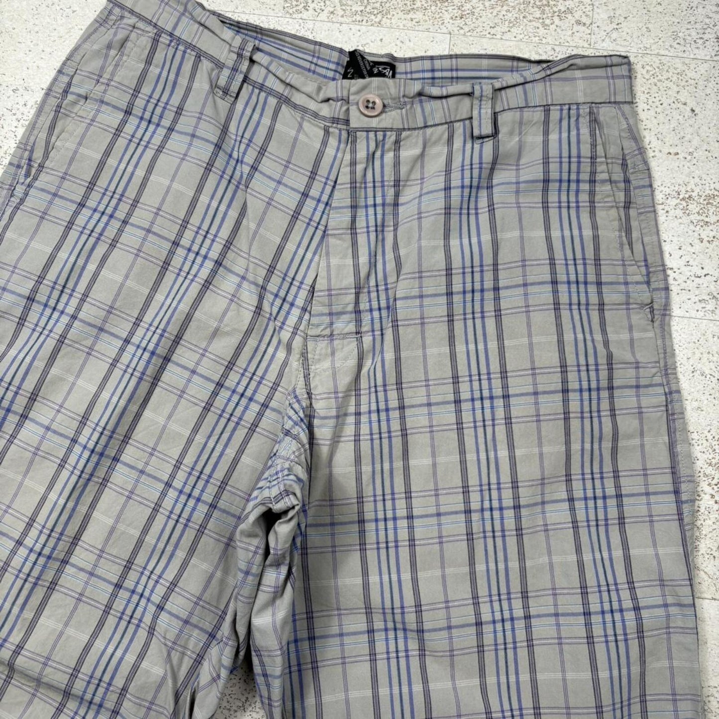 00’s Stussy Plaid Shorts (30”)