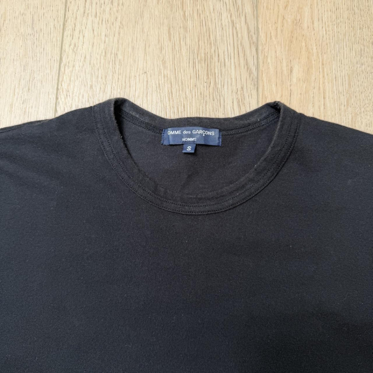Comme Des Garçons T-Shirt (S)