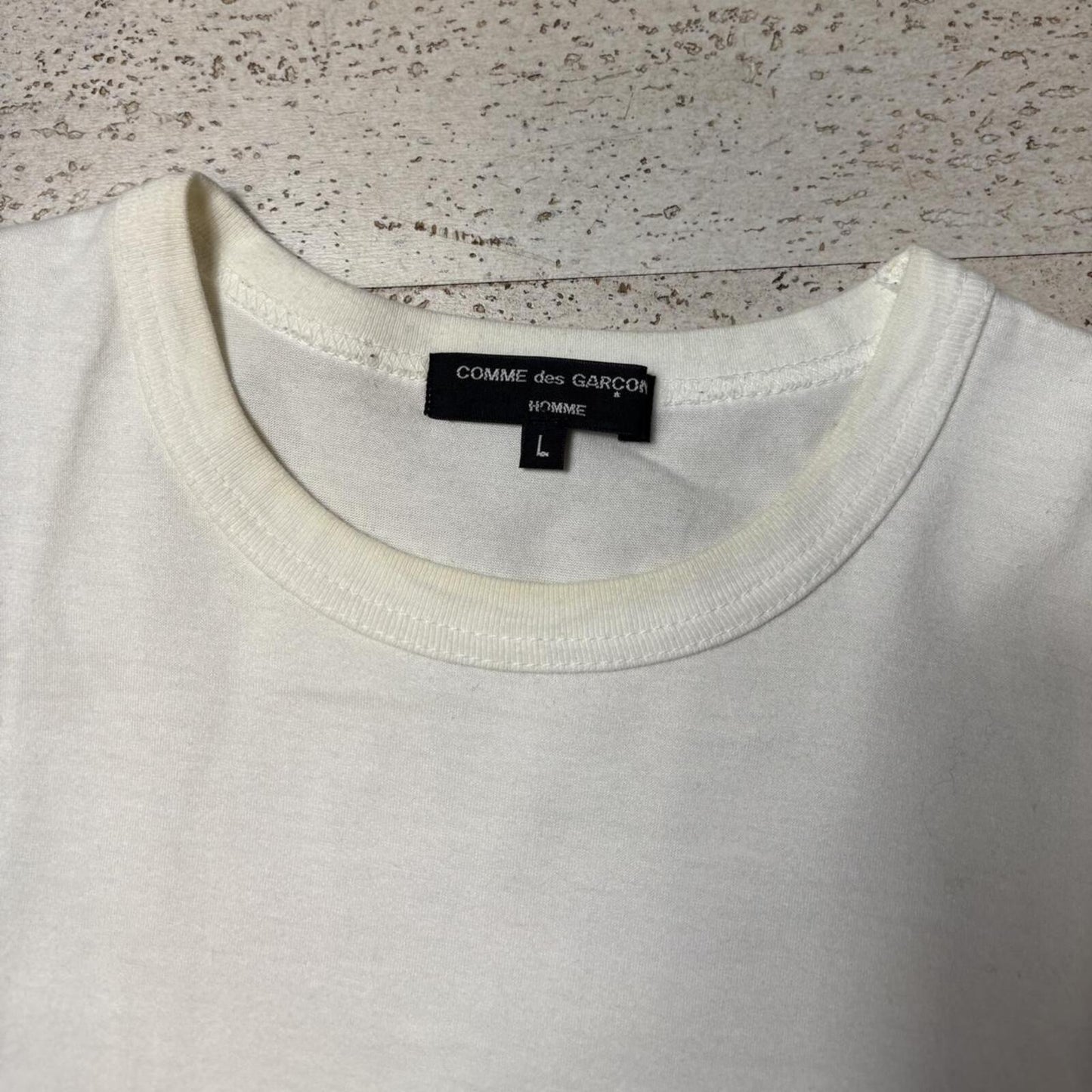 Comme Des Garçons T-Shirt (L)