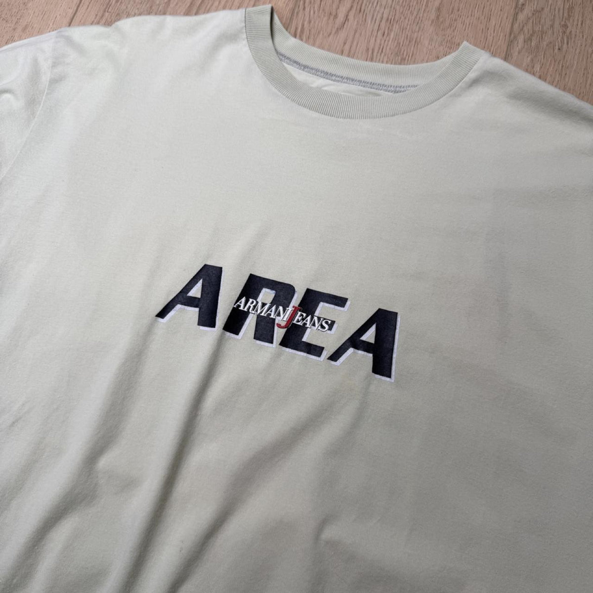 90’s Armani Jeans T-Shirt (M)