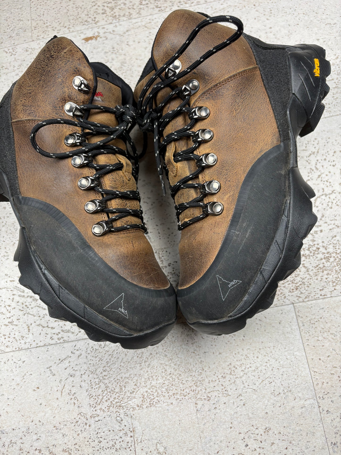 Roa Andreas Boot (UK6)