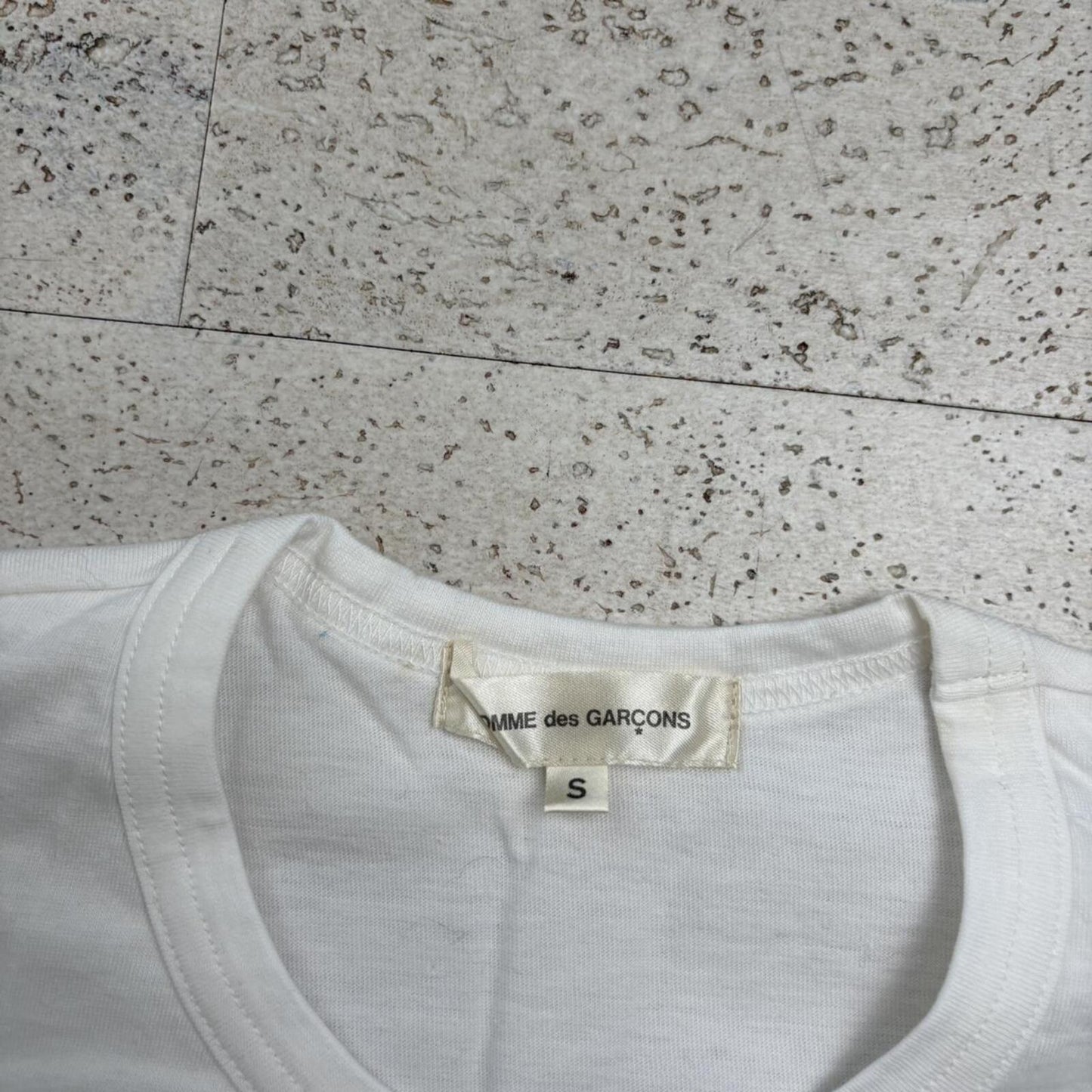 Comme Des Garçons T-Shirt (S)