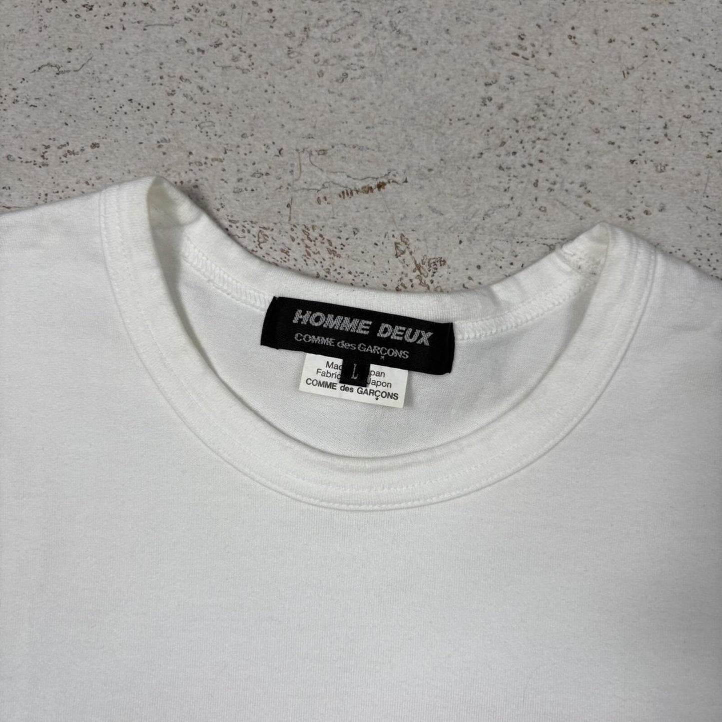 Comme Des Garçons T-Shirt (L)