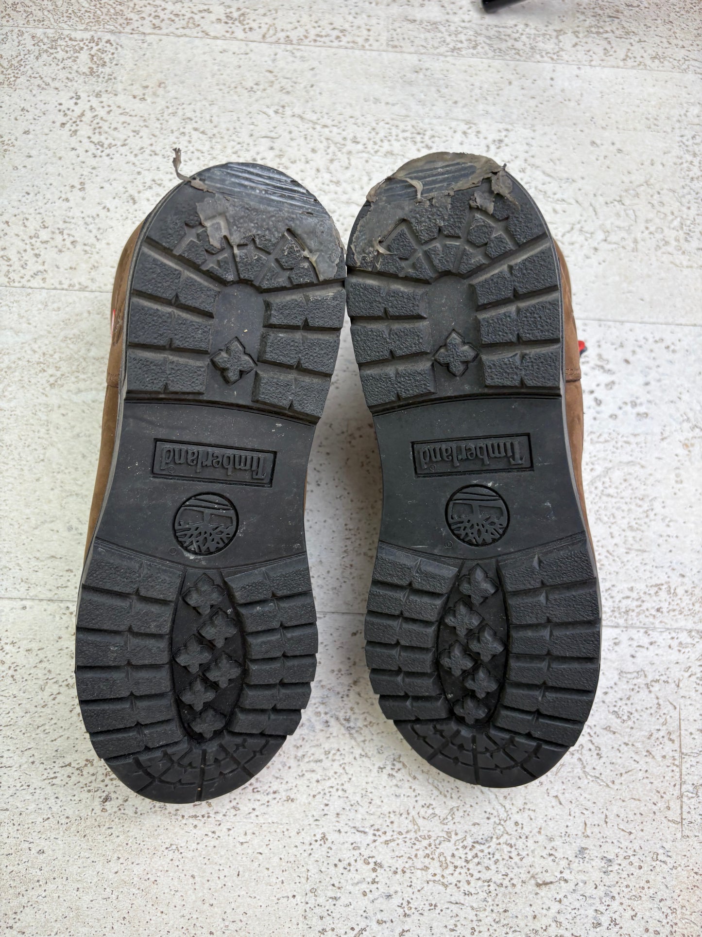 Supreme x Timberland Field Boots (8.5)