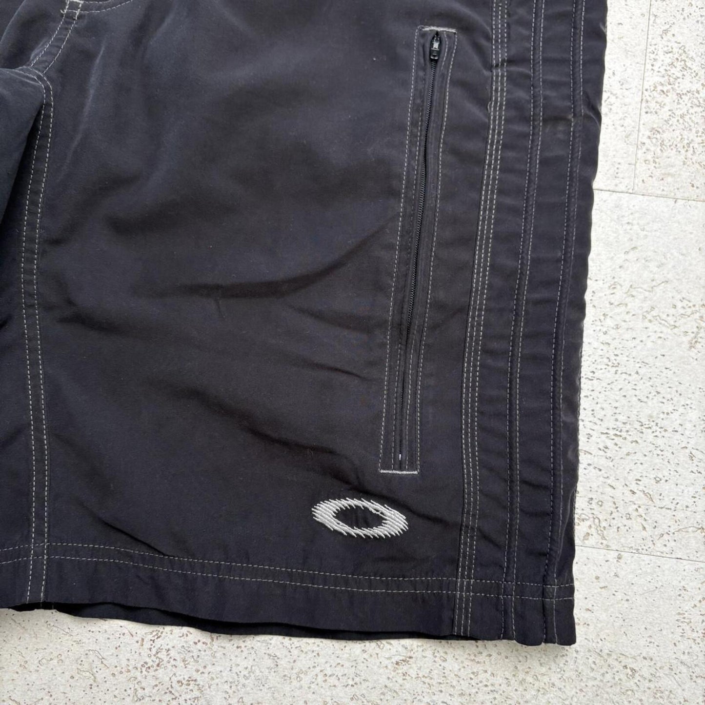 Oakley Software Cargo Shorts (XL)