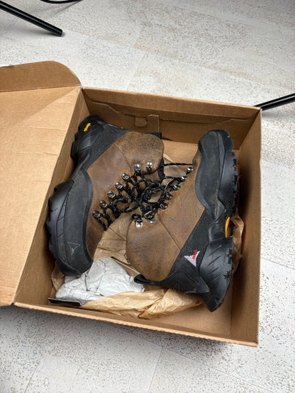 Roa Andreas Boot (UK6)