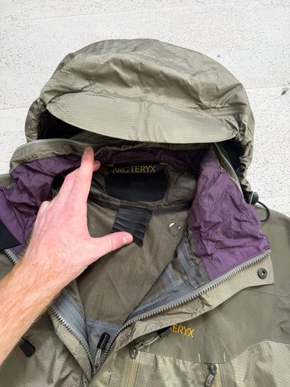 Arc’teryx Theta AR (L)