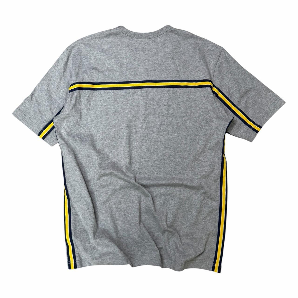 Comme Des Garçons T-Shirt (L)