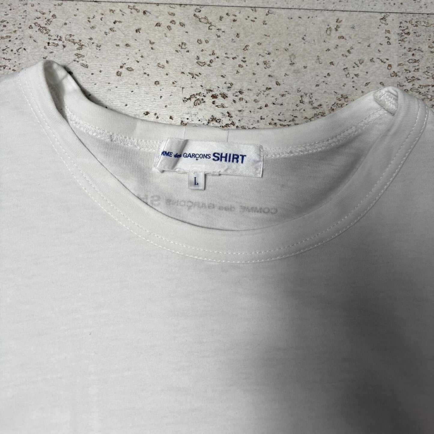 Comme Des Garçons T-Shirt (L)