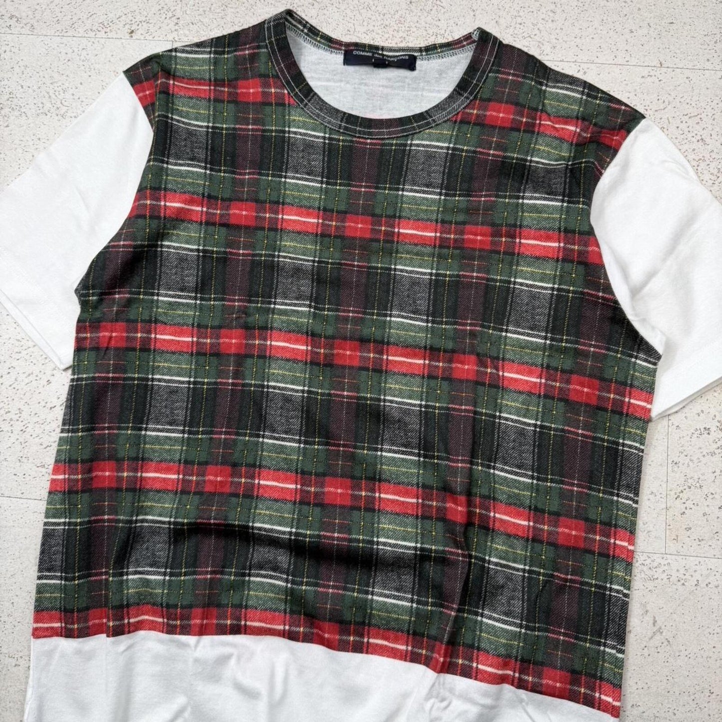 Comme Des Garçons T-Shirt (S)