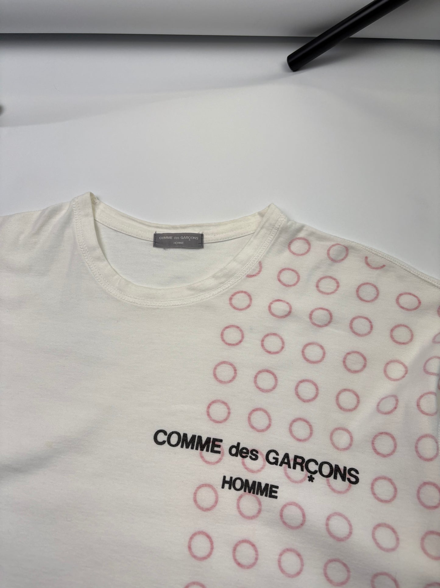Comme Des Garçons T-Shirt (L)