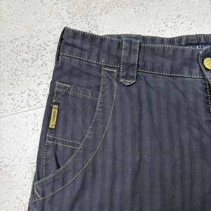 90’s Armani Jeans Cargo Shorts (28”)