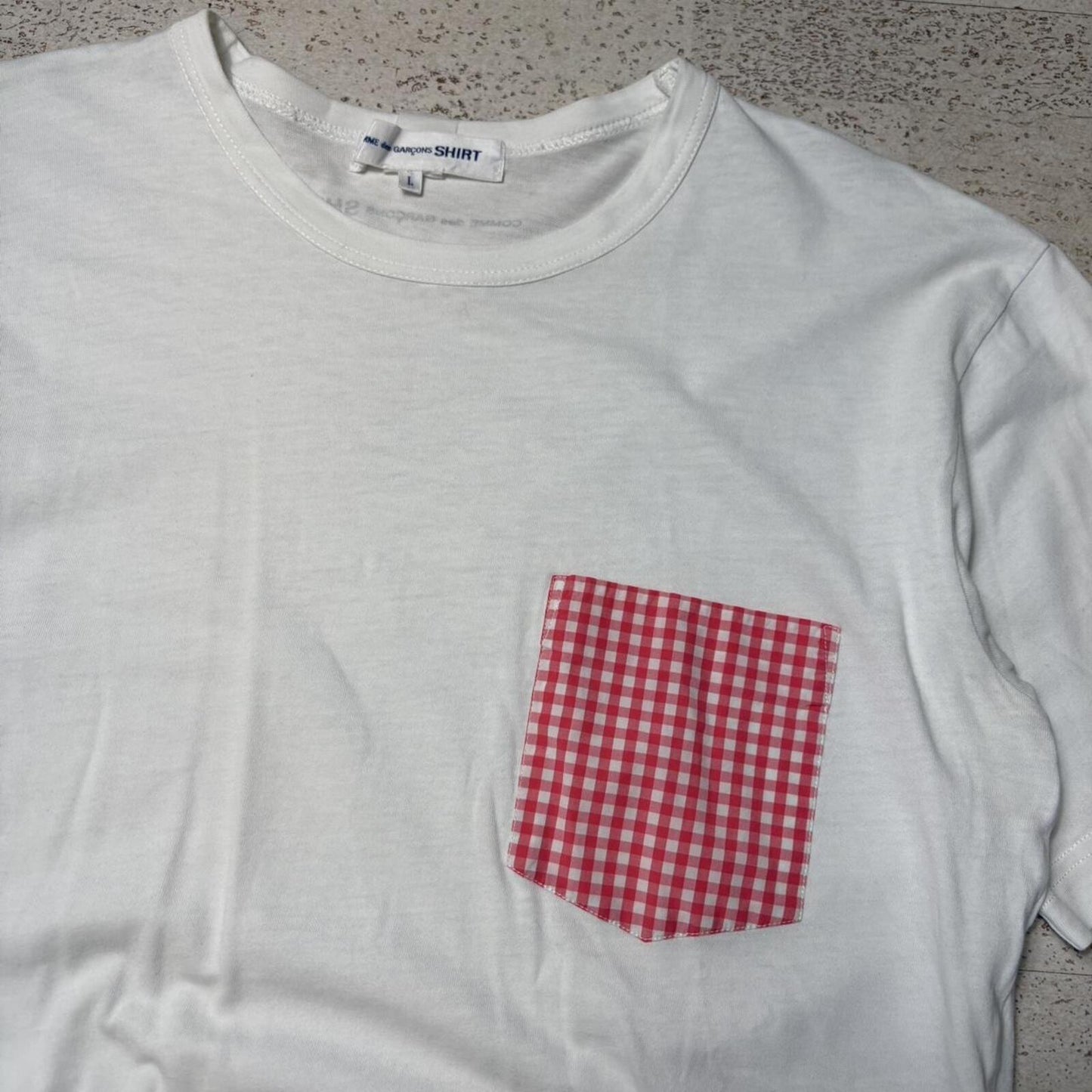 Comme Des Garçons T-Shirt (L)