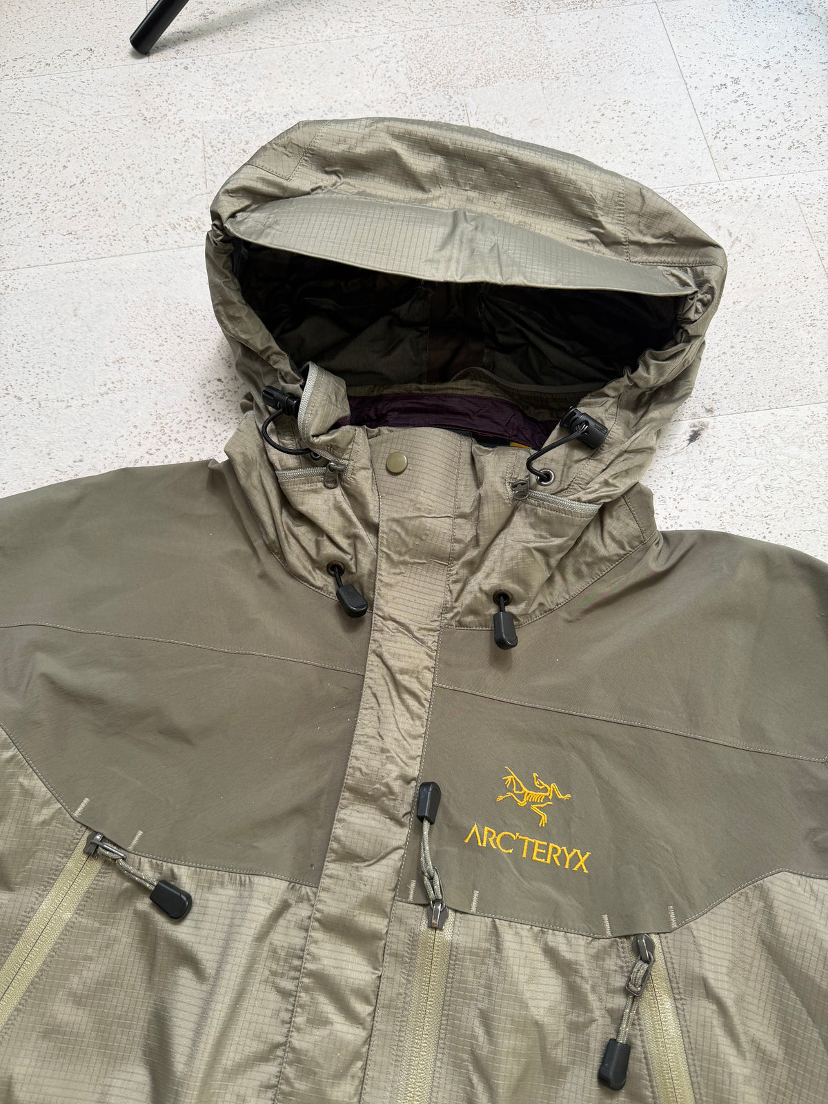 Arc’teryx Theta AR (L)