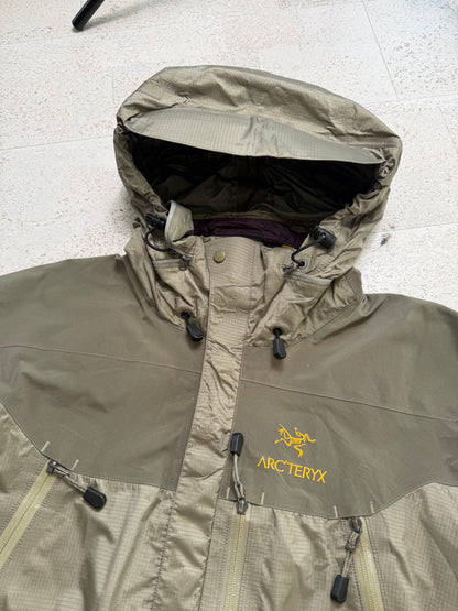 Arc’teryx Theta AR (L)