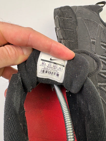 Nike x Supreme Humara (9.5)