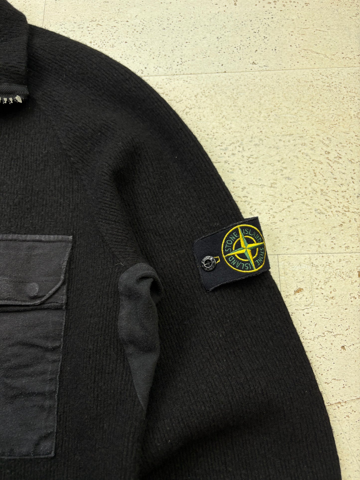 2000’s Stone Island Knit (M)