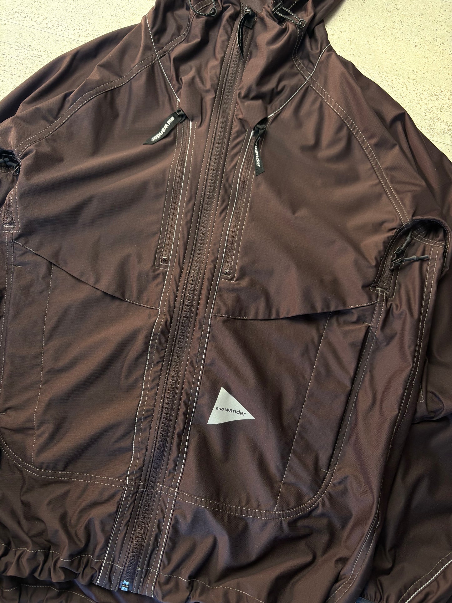 And Wander Shell Jacket (M)