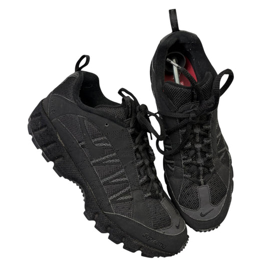 Nike x Supreme Humara (9.5)