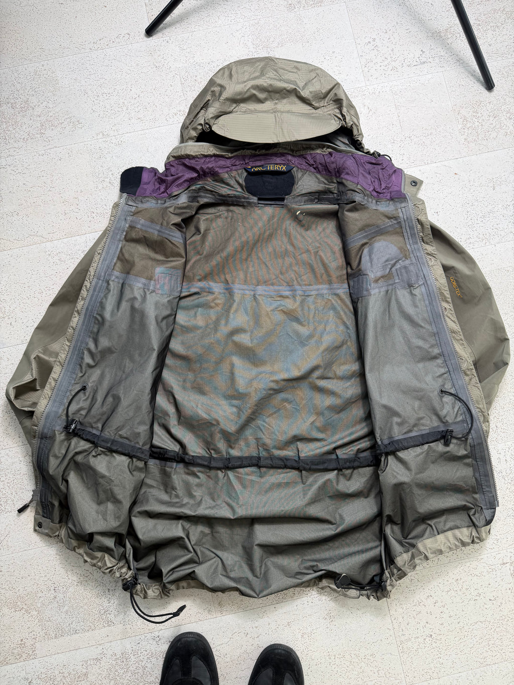 Arc’teryx Theta AR (L)