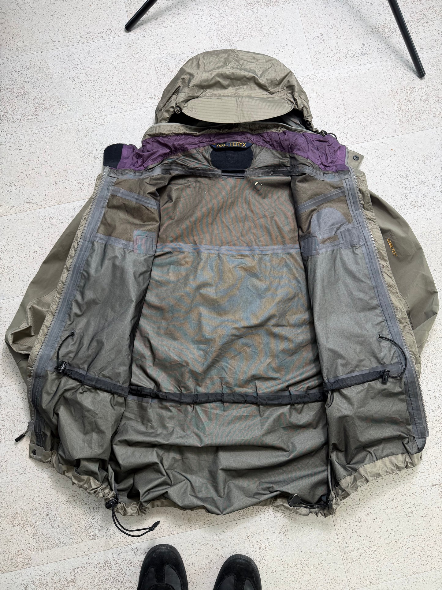Arc’teryx Theta AR (L)