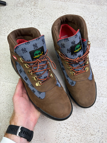 Supreme x Timberland Field Boots (8.5)