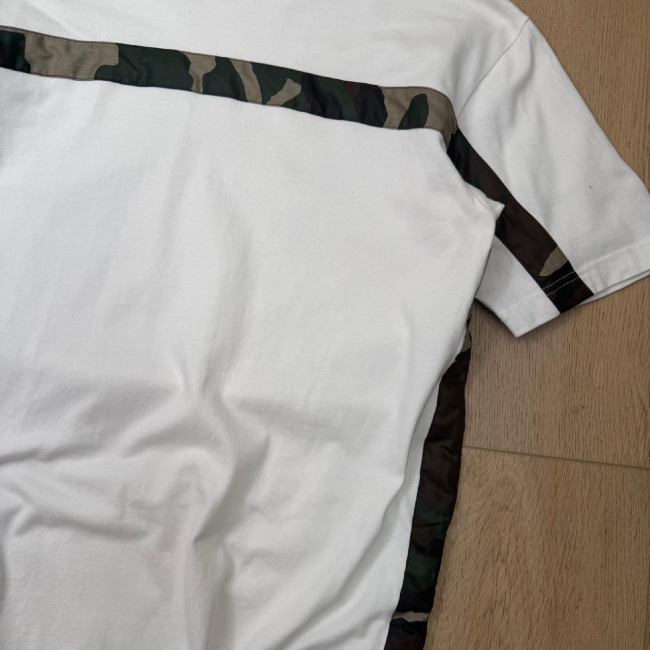 Comme Des Garçons T-Shirt (M)