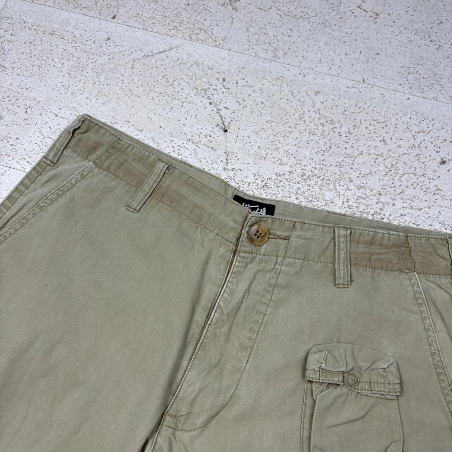 90’s Stussy Cargo Shorts (29”)