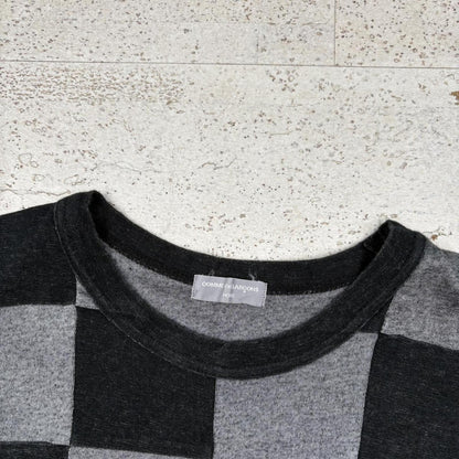 Comme Des Garçons T-Shirt (L)