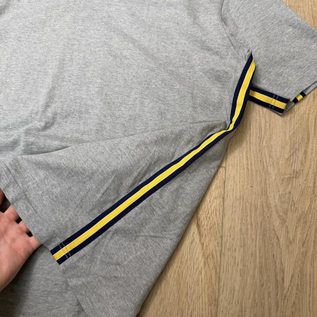 Comme Des Garçons T-Shirt (L)